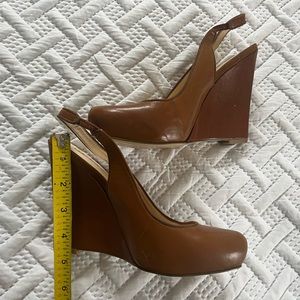 Guess Women Cognac Wedge Heel Dress Shoes Size 7 M